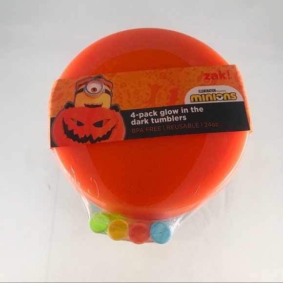 Zak! Minions Glow In The Dark 4 pk Tumblers - Picture 3 of 6